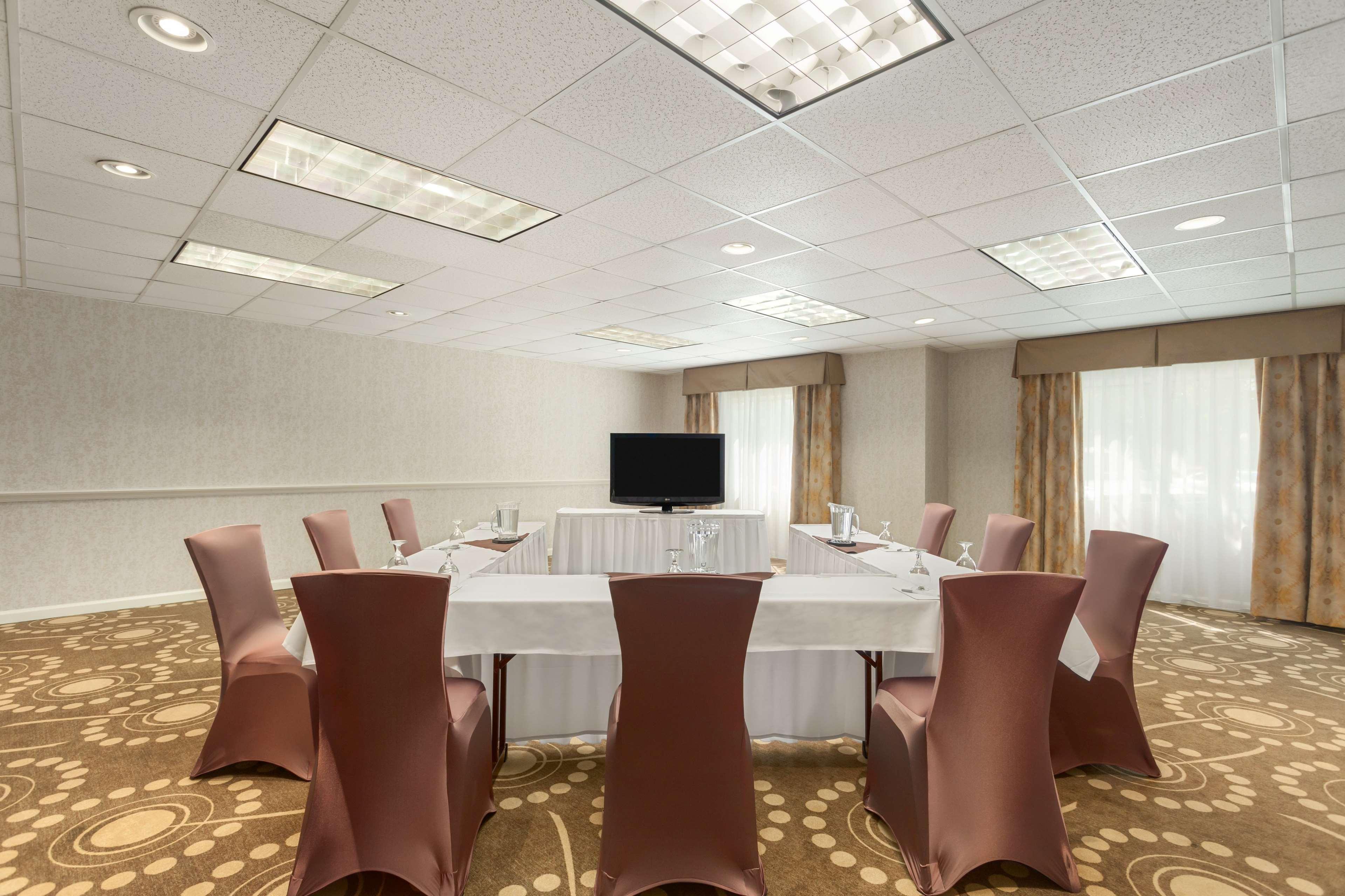 Hampton Inn Burlington - Colchester Exterior foto