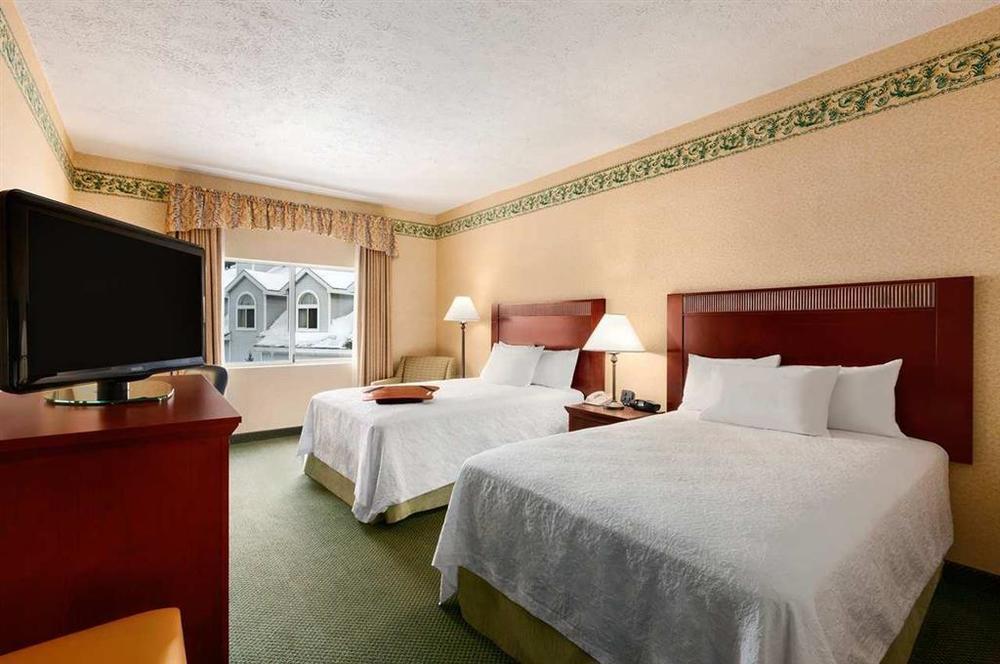 Hampton Inn Burlington - Colchester Zimmer foto