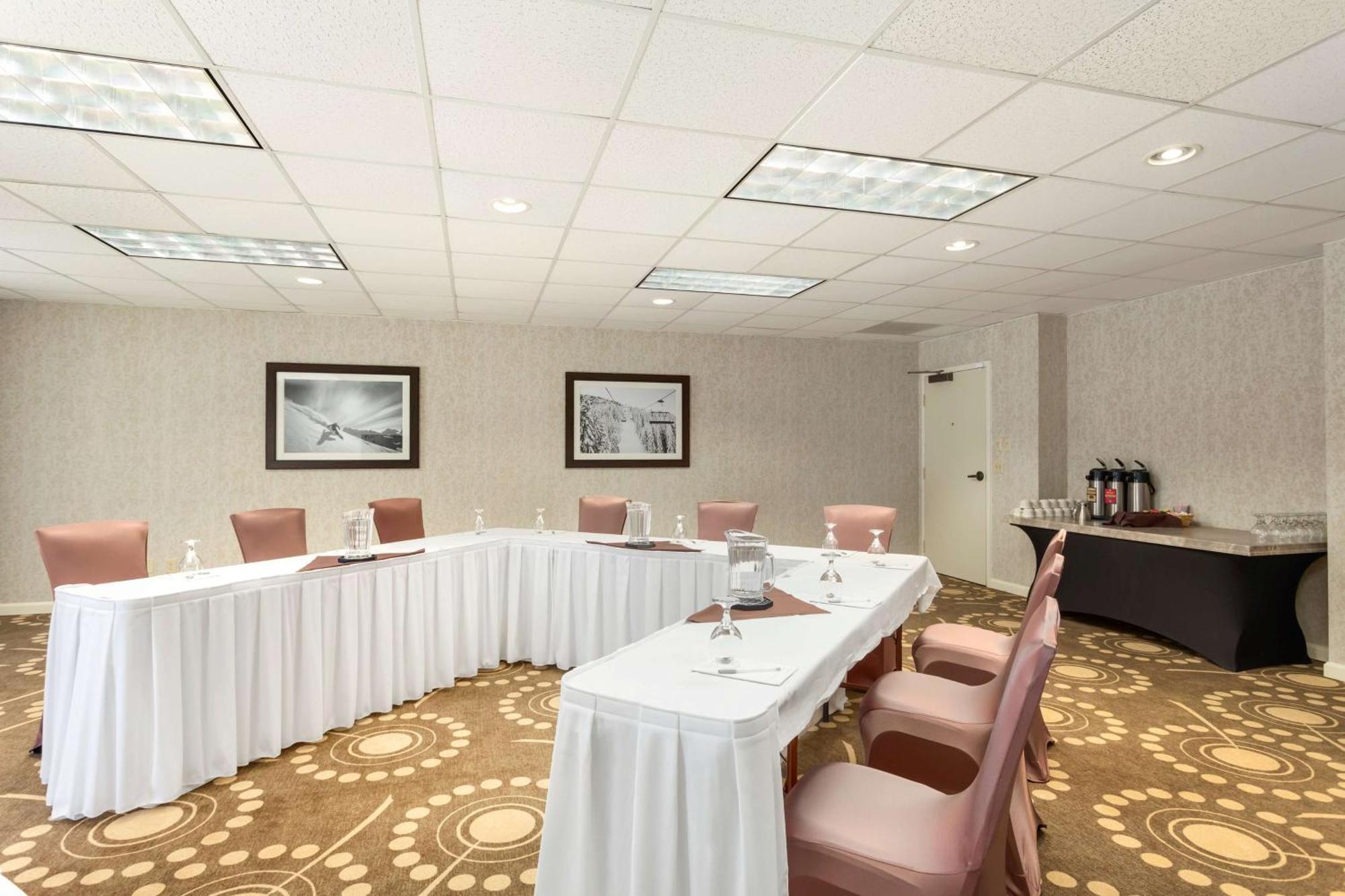 Hampton Inn Burlington - Colchester Exterior foto